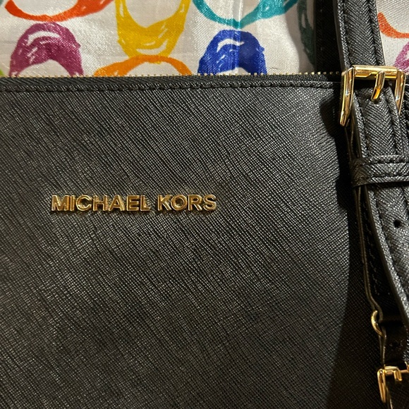 Black And Gold Michael Kors Tote Bag Purse - Picture 3 of 8
